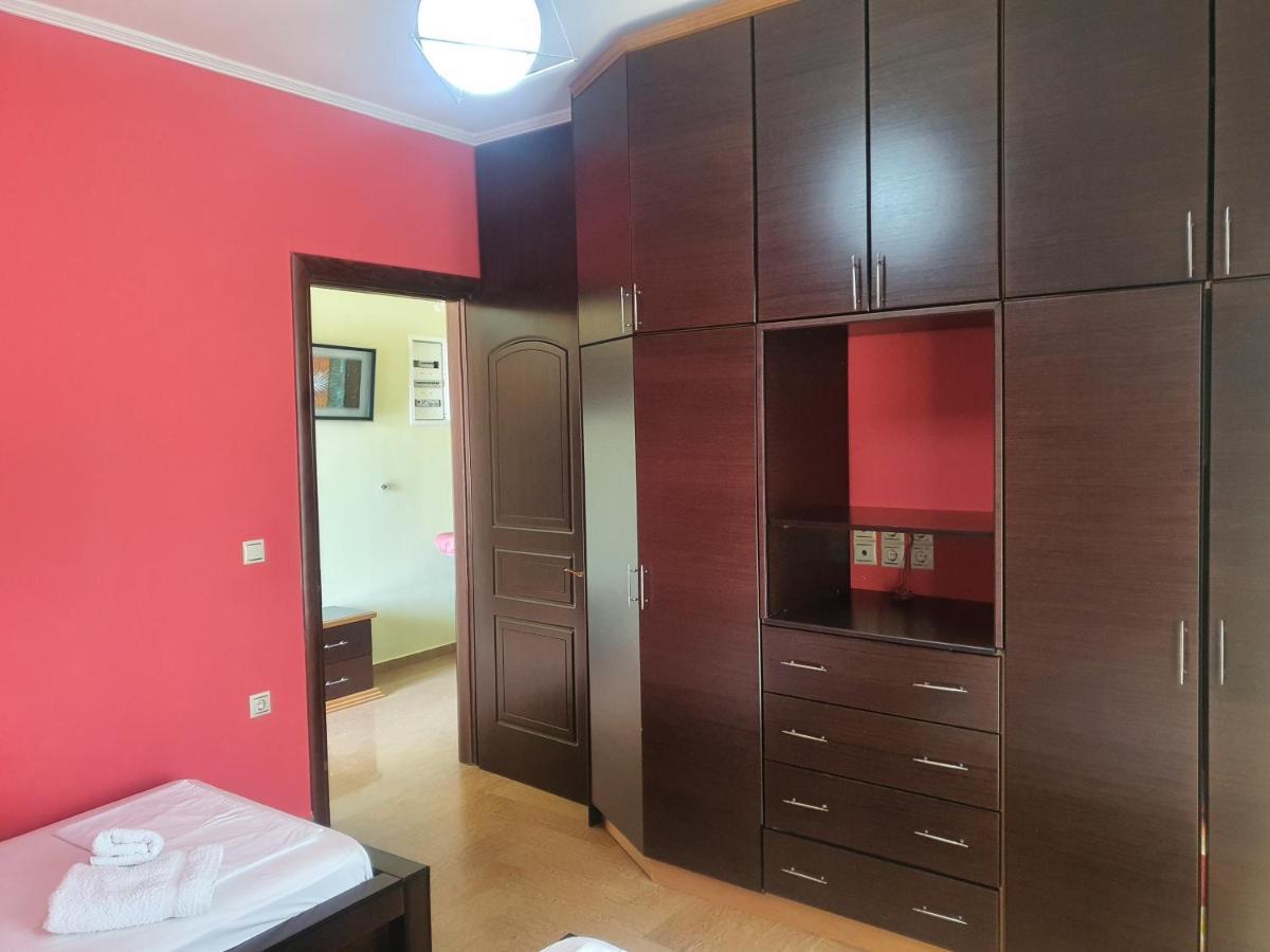 Mihal Suites Саранда Екстер'єр фото